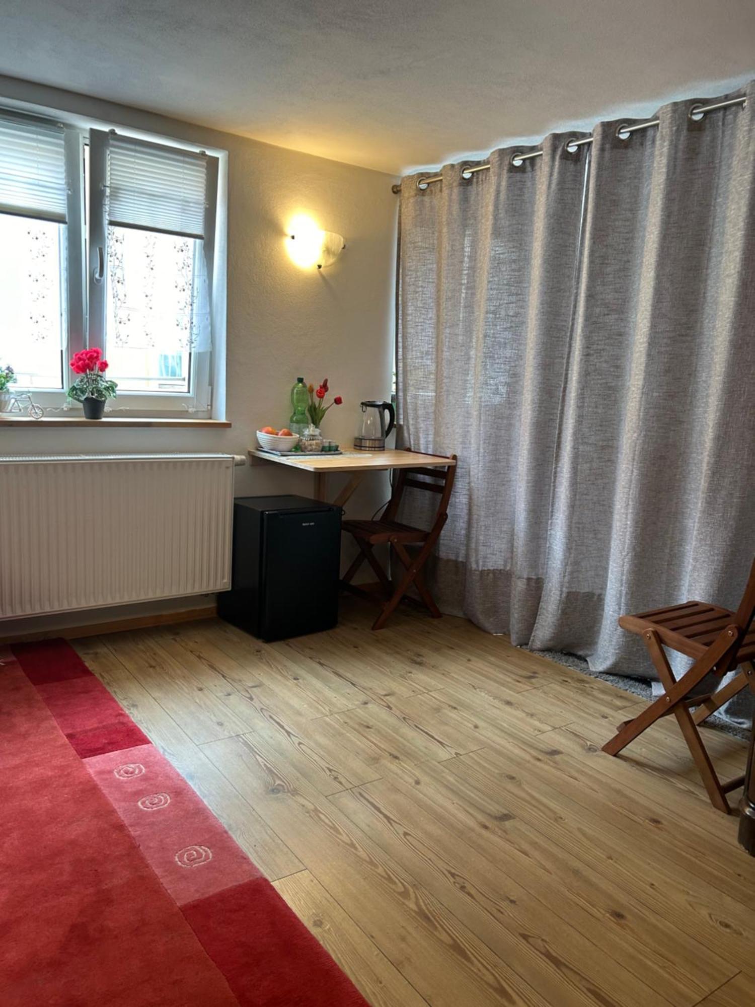 Homestay Валдсхут-Тинген Екстериор снимка